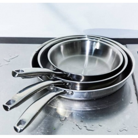 Poêle Triplinox 24 cm poignée fixe Baumalu