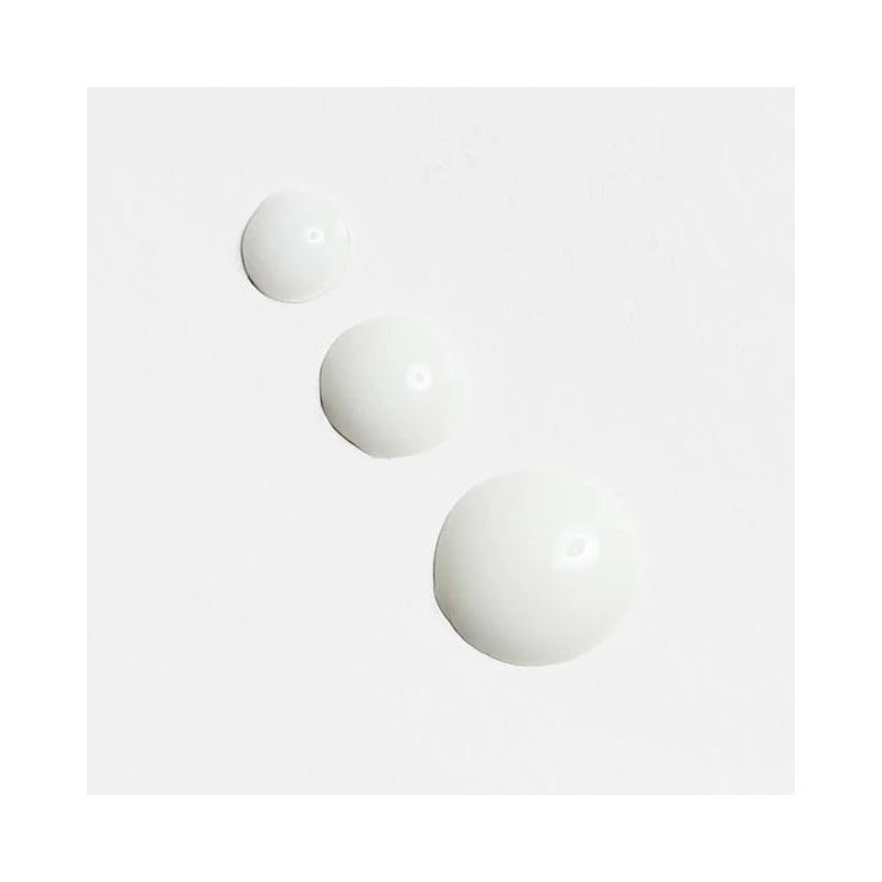 Contour des Yeux Défatigant en roll-on