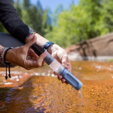 Nettoyage de la Paille filtrante LifeStraw Peak Solo avec la serringue de backwash