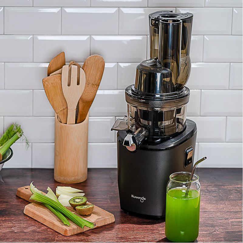 Jus frais fruits et légumes réalisé avec extracteur Kuvings REVO830