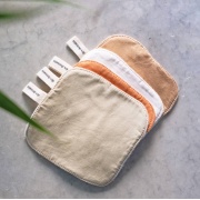 Lot de 4 maxi lingettes démaquillantes lavables et réutilisables Dès Demain