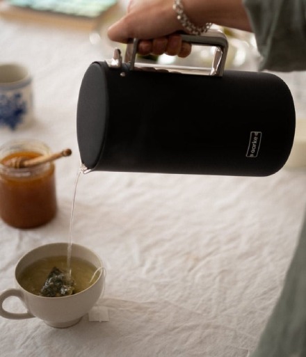 Bouilloire électrique Aarke Kettle noir mat