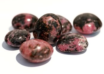Pierre de rhodonite